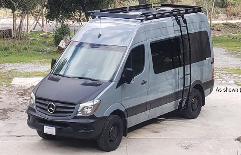 Vantech 3-Bar Aluminum Roof Rack System With Roller – High Roof Sprinter (Black)